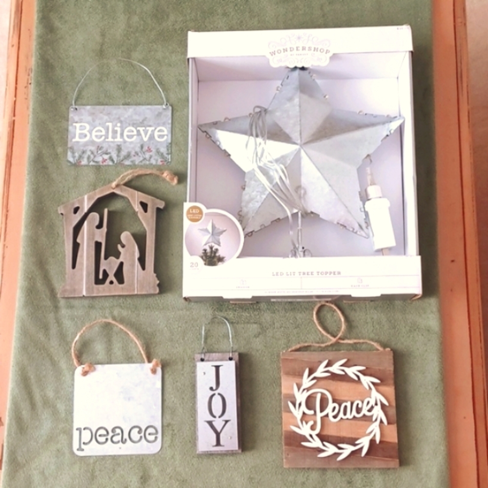 Wood & Metal Christmas LED Star, and 5 hanging Plaques/Ornaments